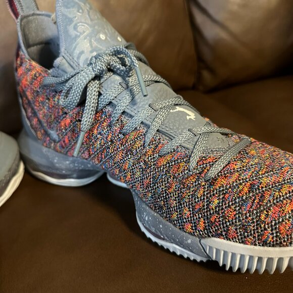 Nike LeBron XVI 16 aka Fruity Pebbles - Picture 12 of 16